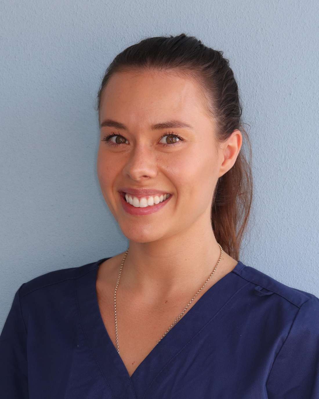 Dr Rhiannon Burchall Dentist